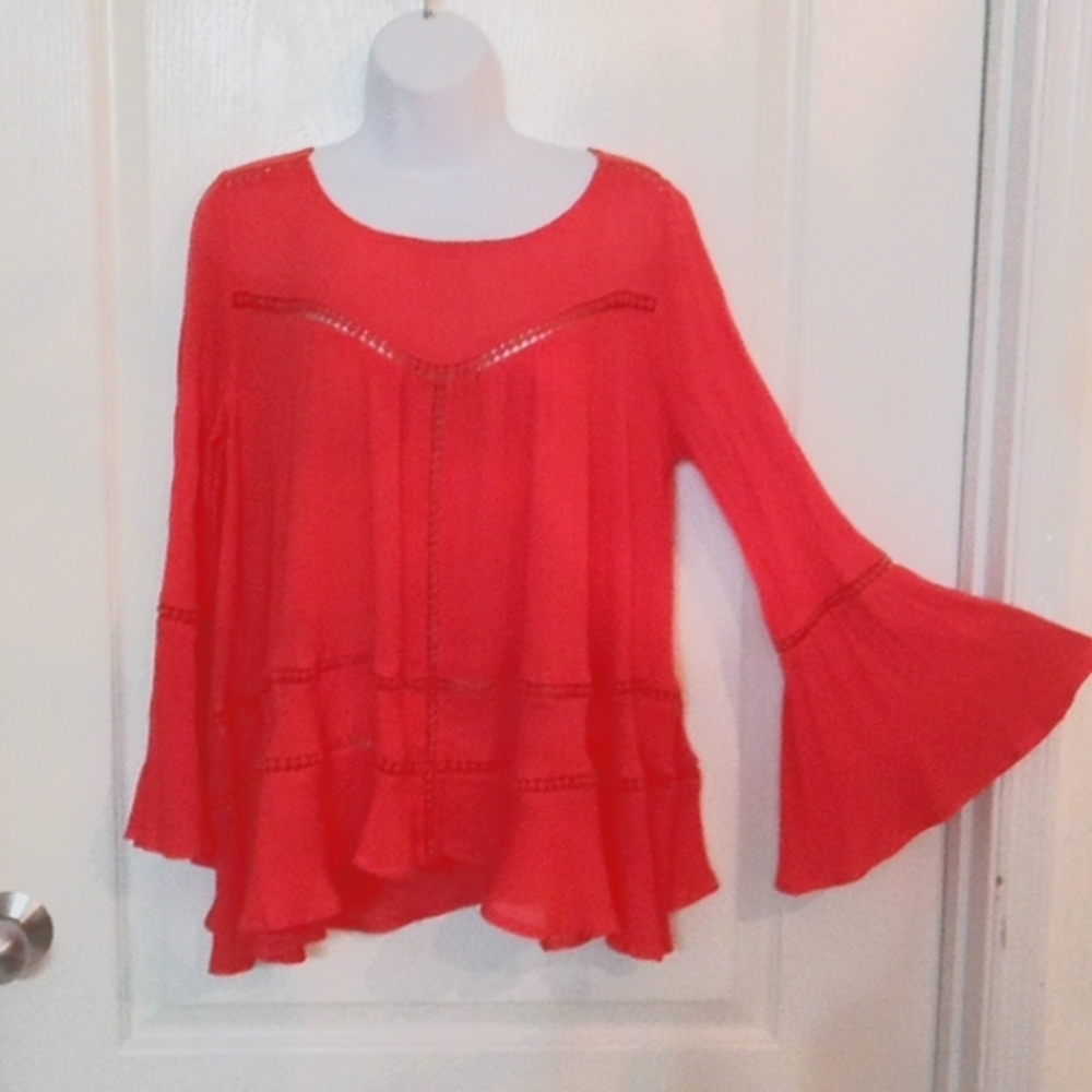 NWT🎁FREE GIFT IS INCLUDED🎁Summer Top Blouse Knitted Inlays, Bell Sleeve - Picture 4 of 13